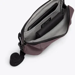 Ucon Acrobatics Ando Bag Grape Hot