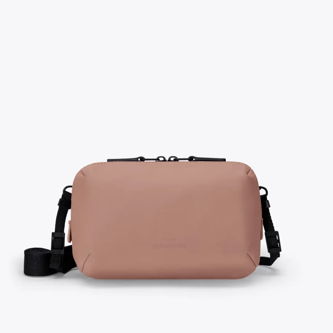 Ucon Acrobatics Ando Medium Bag Redwood New