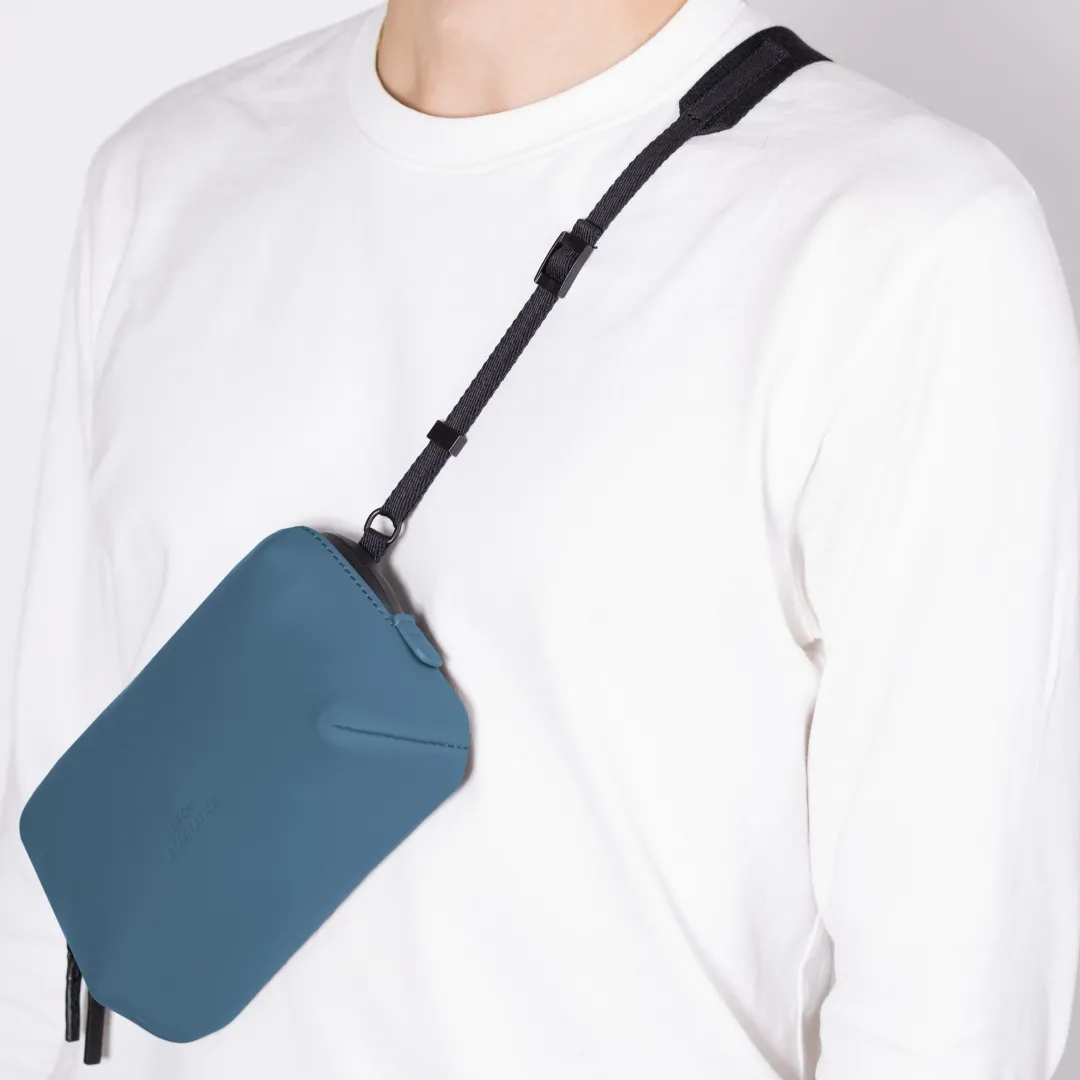 Ucon Acrobatics Ando Medium Bag Petrol Online