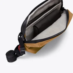 Ucon Acrobatics Ando Medium Bag DarkSandReflective Fashion