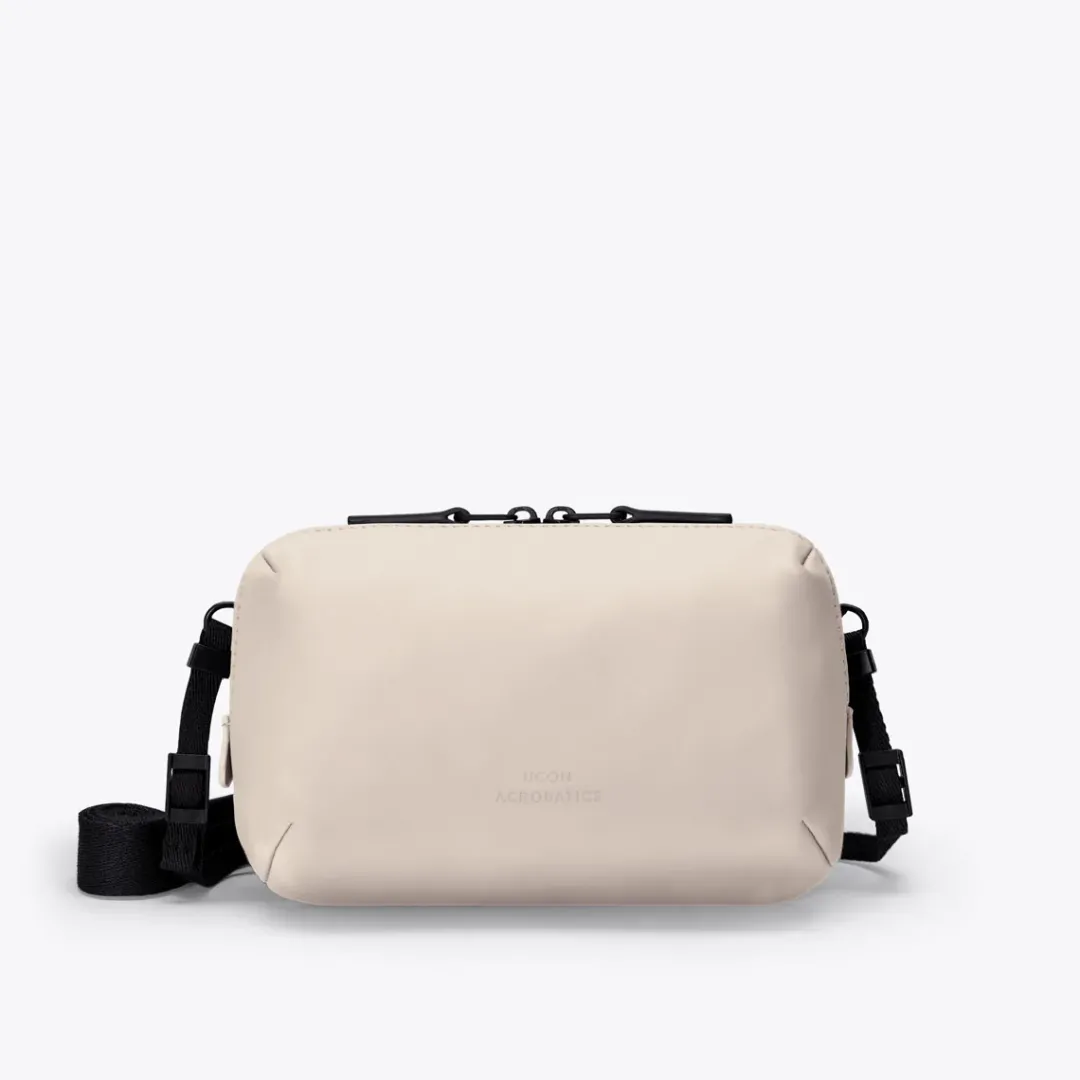 Ucon Acrobatics Ando Medium Bag LightSand Hot