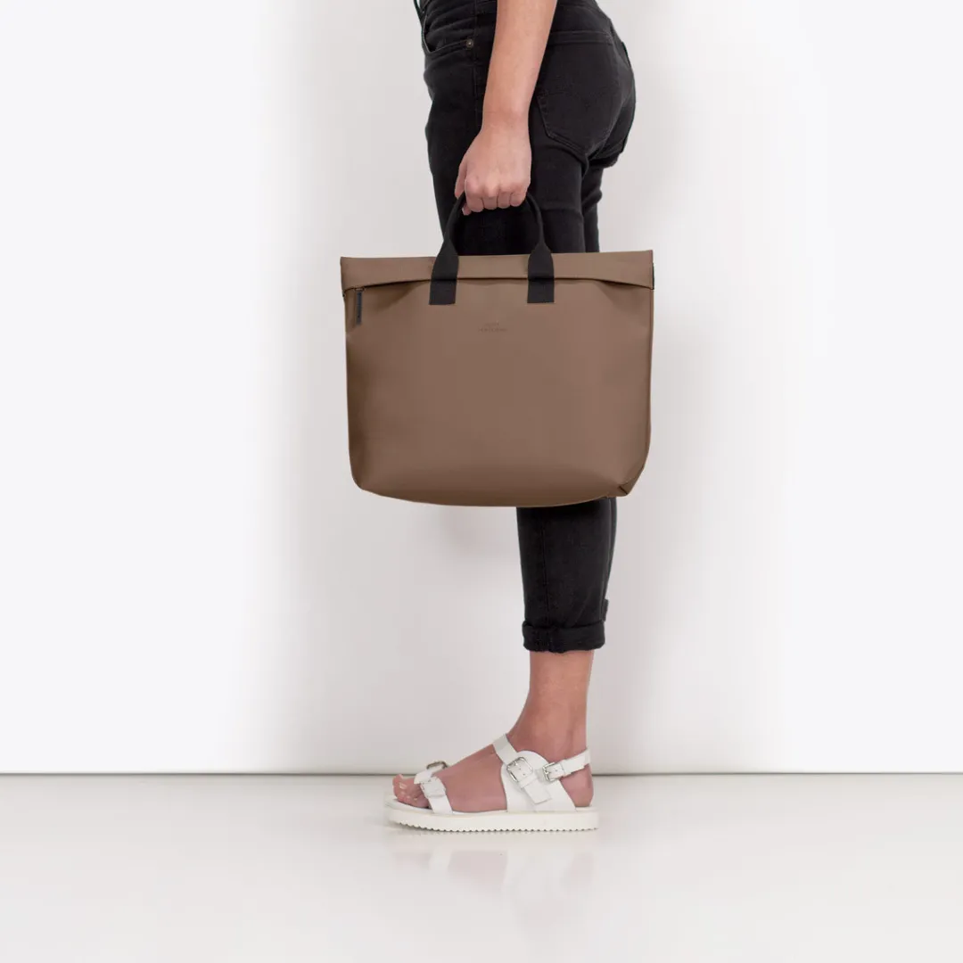 Ucon Acrobatics Eliza Bag Chestnut Best
