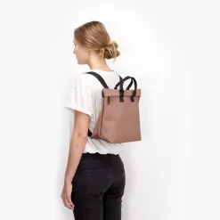 Ucon Acrobatics Eliza Bag Redwood Hot