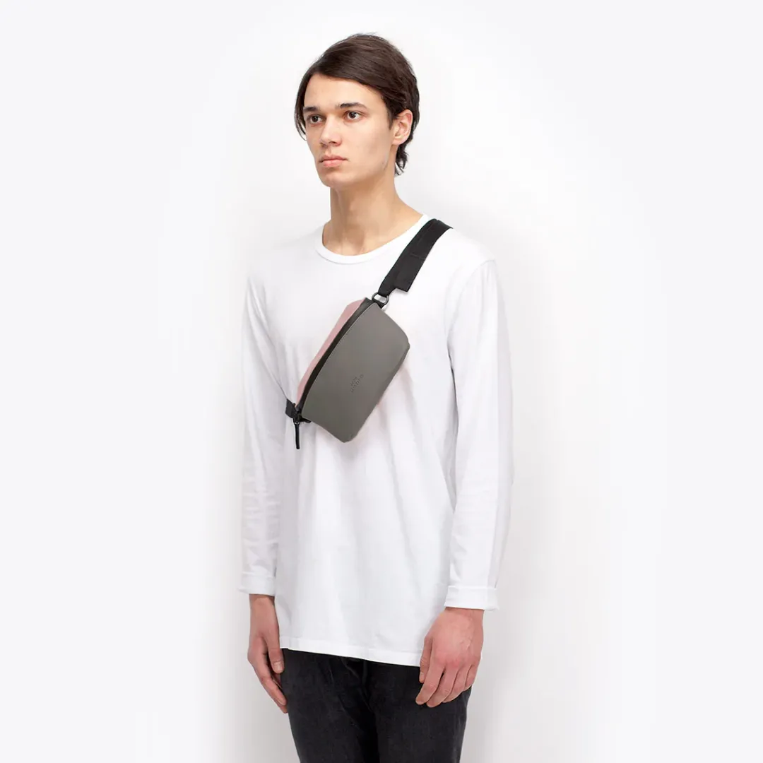 Ucon Acrobatics Jona Bag Rose-DarkGrey New