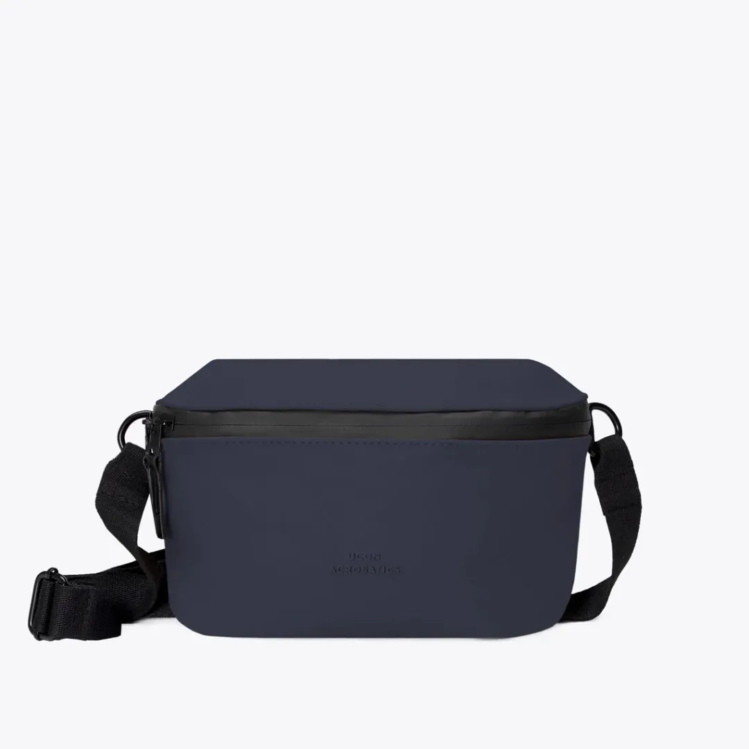 Ucon Acrobatics Jona Medium Bag DarkNavy Clearance