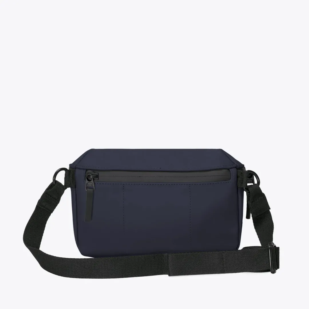 Ucon Acrobatics Jona Medium Bag DarkNavy Clearance