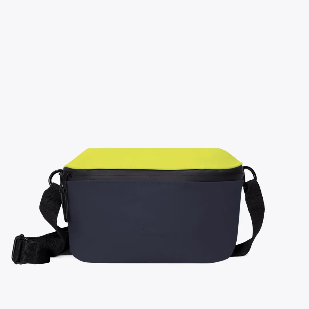 Ucon Acrobatics Jona Medium Bag AcidLime-DarkNavy Hot