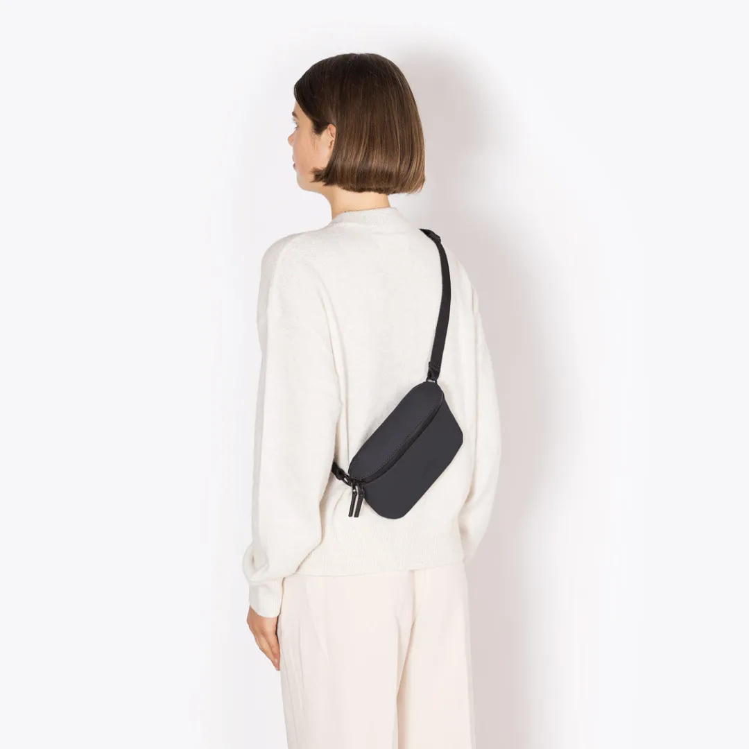 Ucon Acrobatics Jona Medium Bag Black Online