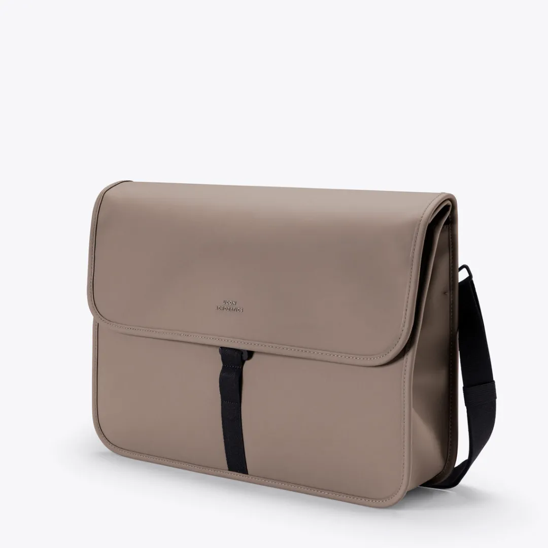 Ucon Acrobatics Katsu Bag DarkSand Clearance