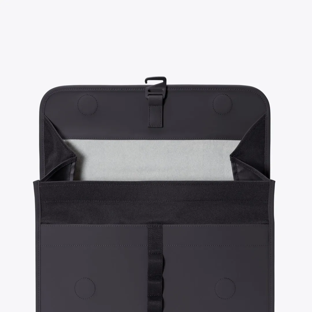 Ucon Acrobatics Katsu Bag Black New
