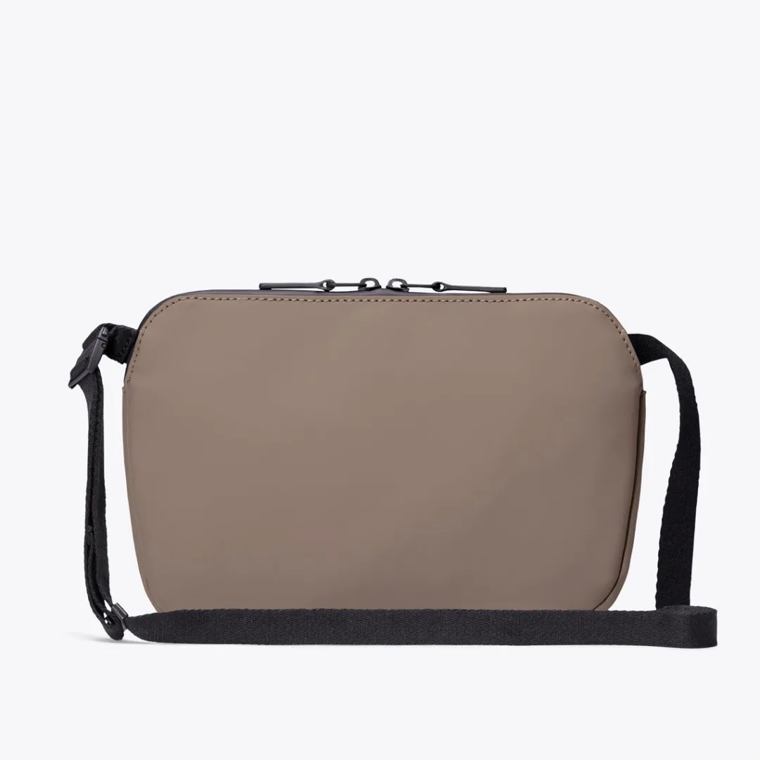 Ucon Acrobatics Melvin Large Bag DarkSand Outlet
