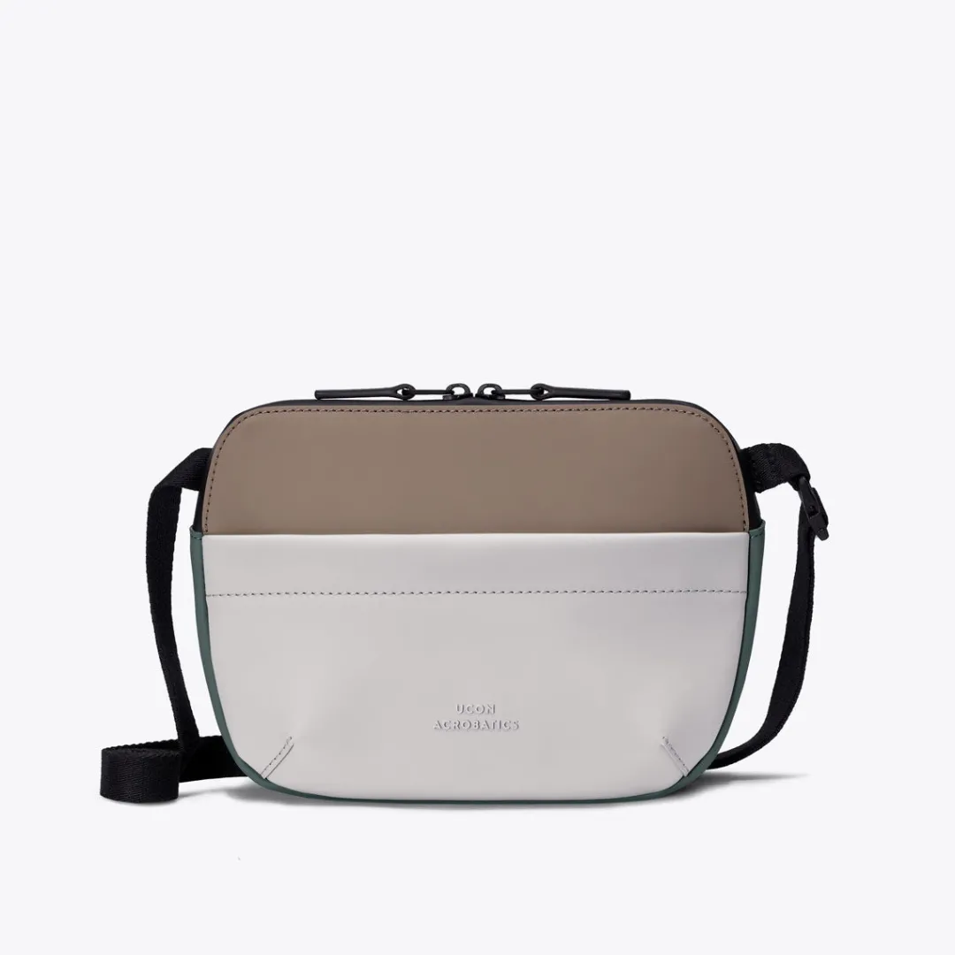 Ucon Acrobatics Melvin Medium Bag DarkSand-GlacierGrey Clearance