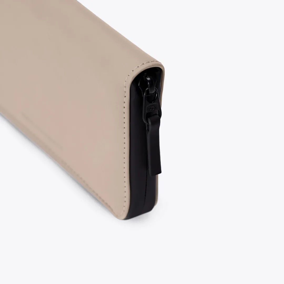 Ucon Acrobatics Naira Wallet Sand Outlet