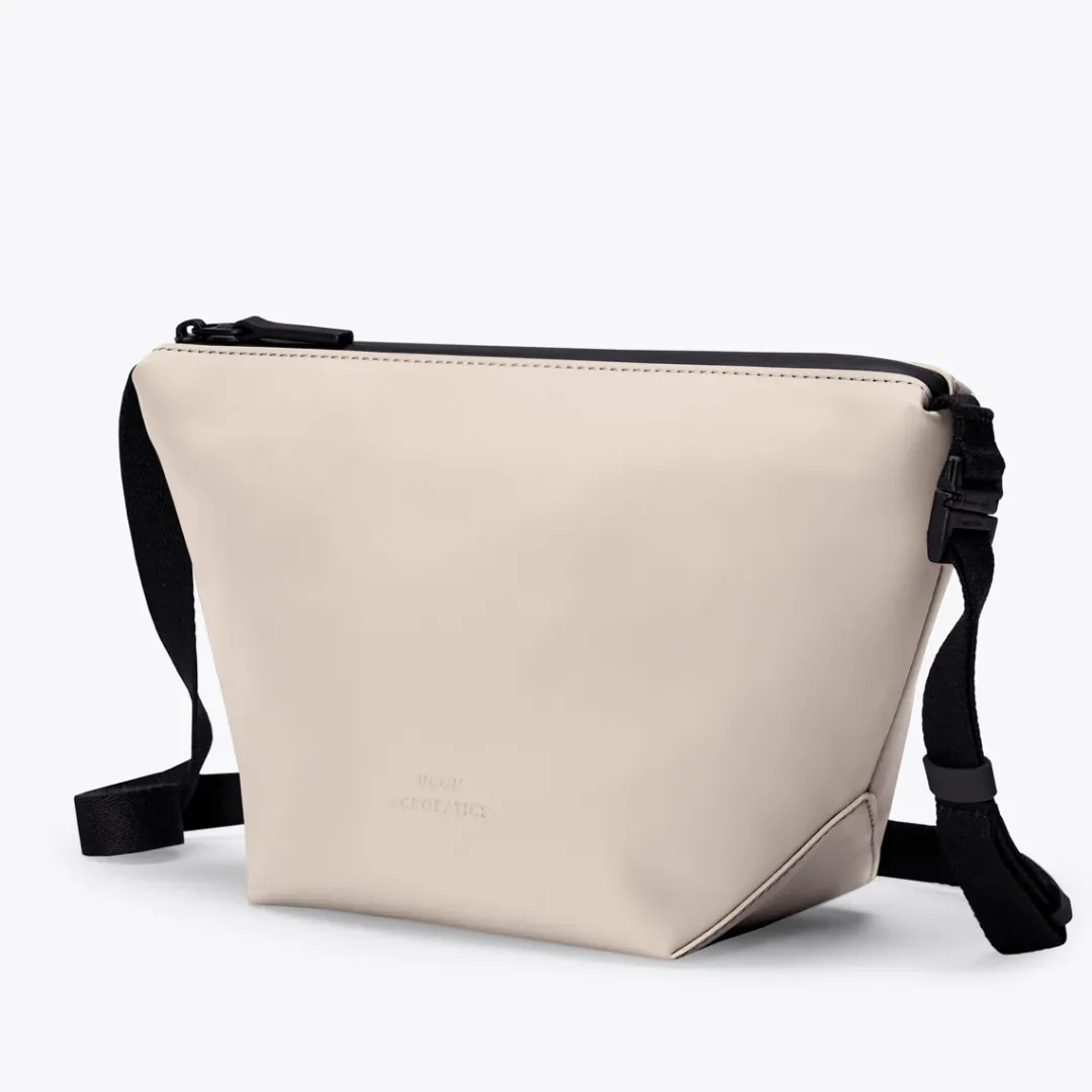 Ucon Acrobatics Nola Bag LightSand Best