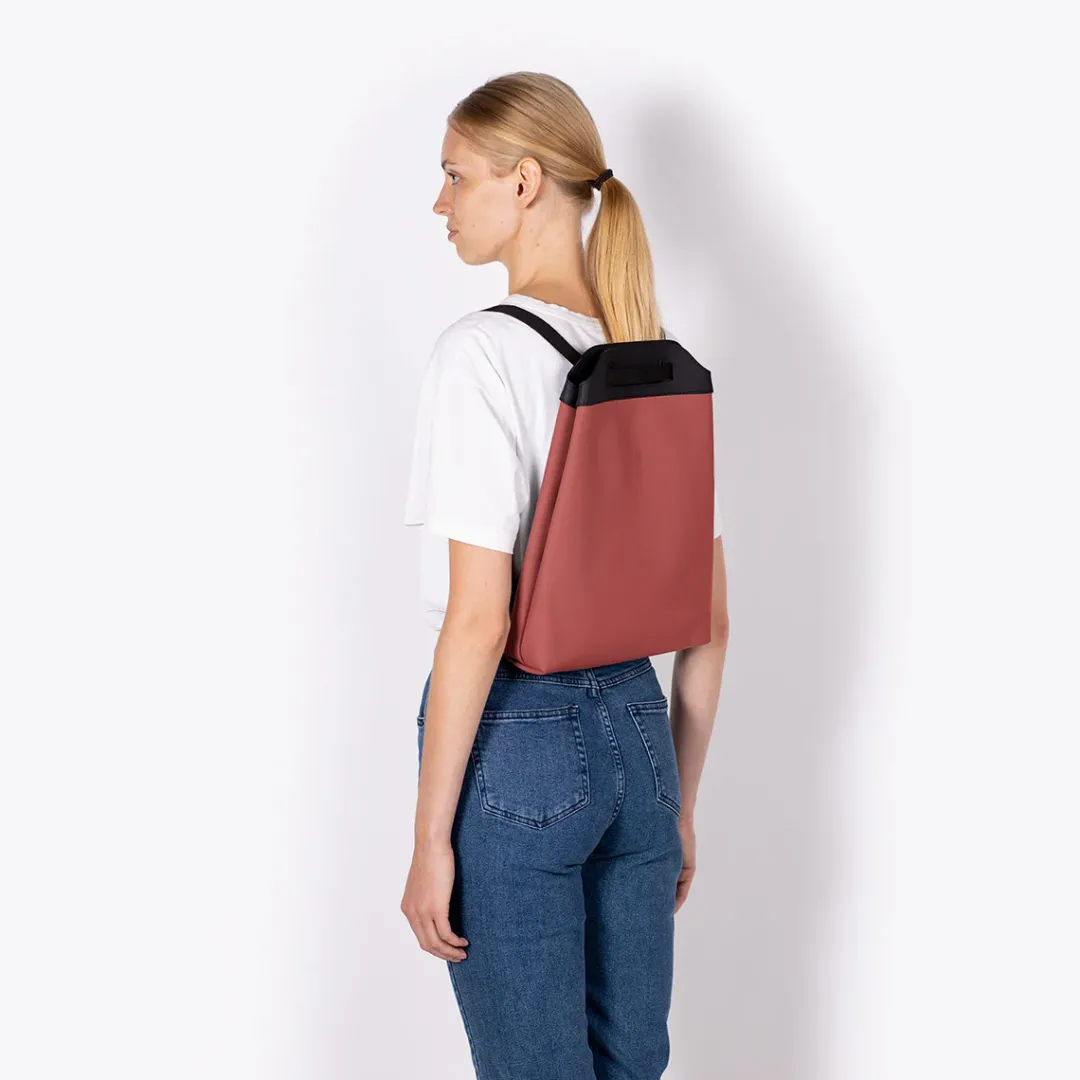 Ucon Acrobatics Una Bag Hibiscus New
